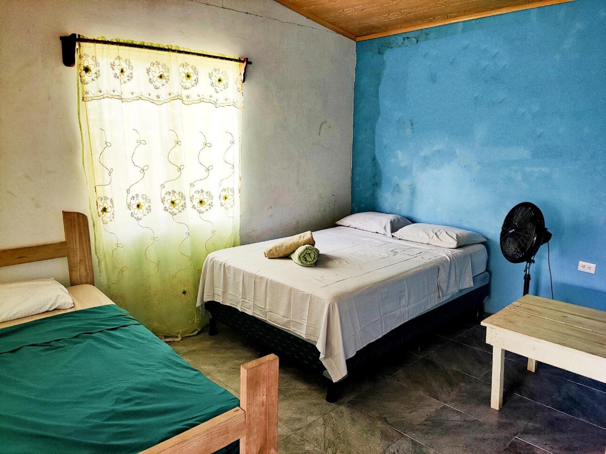 Guesthouse Island Escape South End Kamer foto
