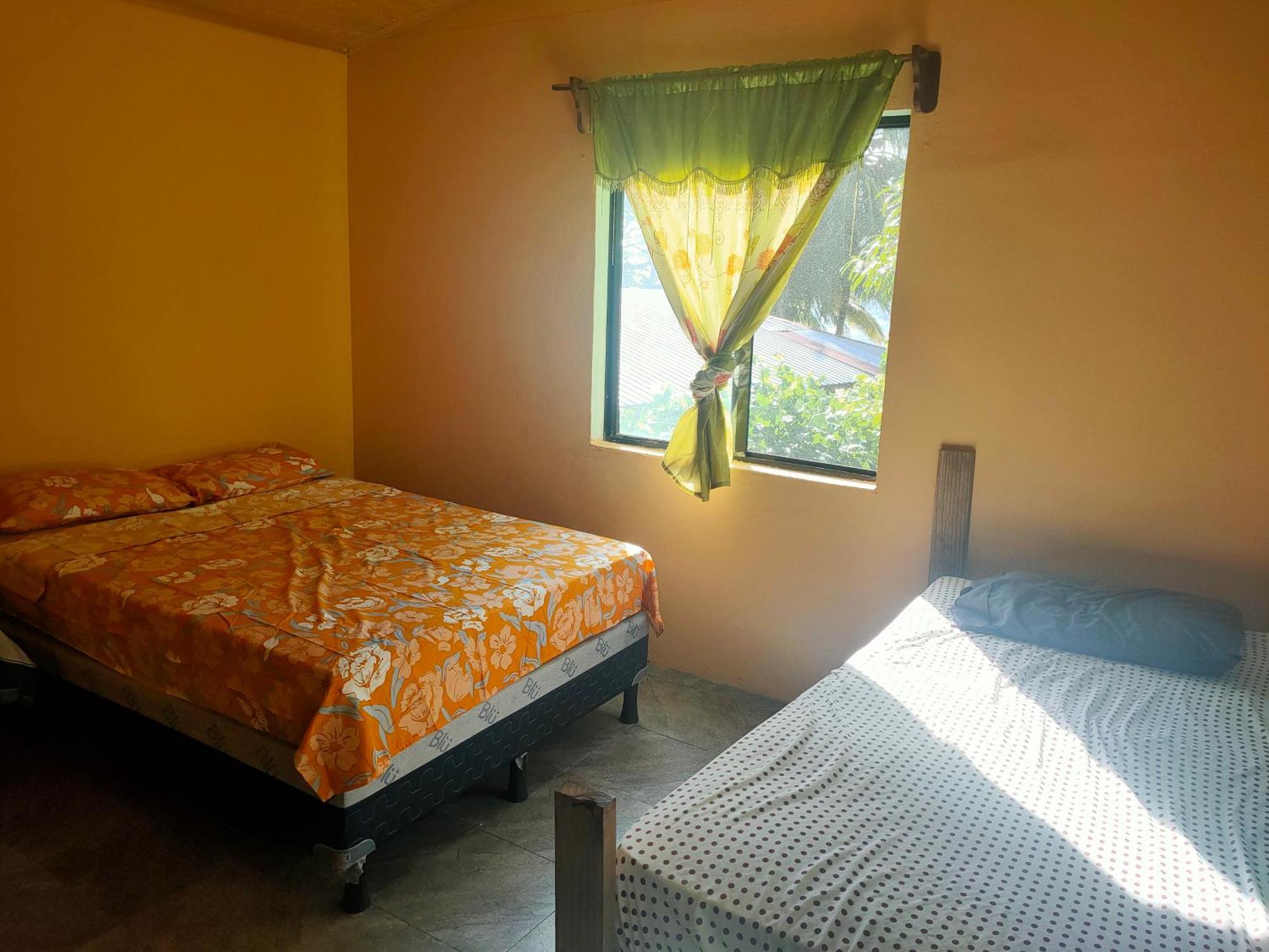 Guesthouse Island Escape South End Kamer foto
